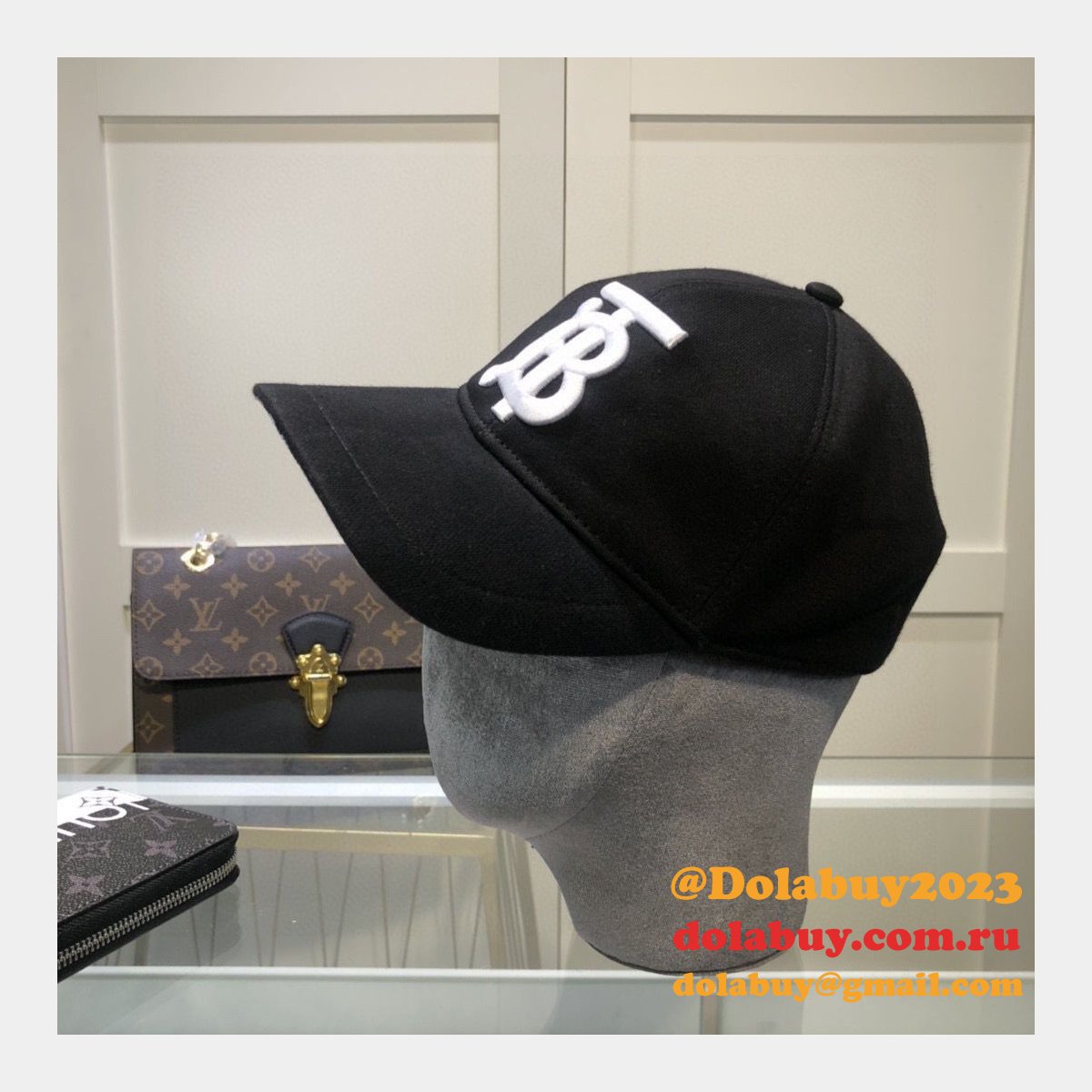 Fake Burberry Hats Replica Black Sales Online
