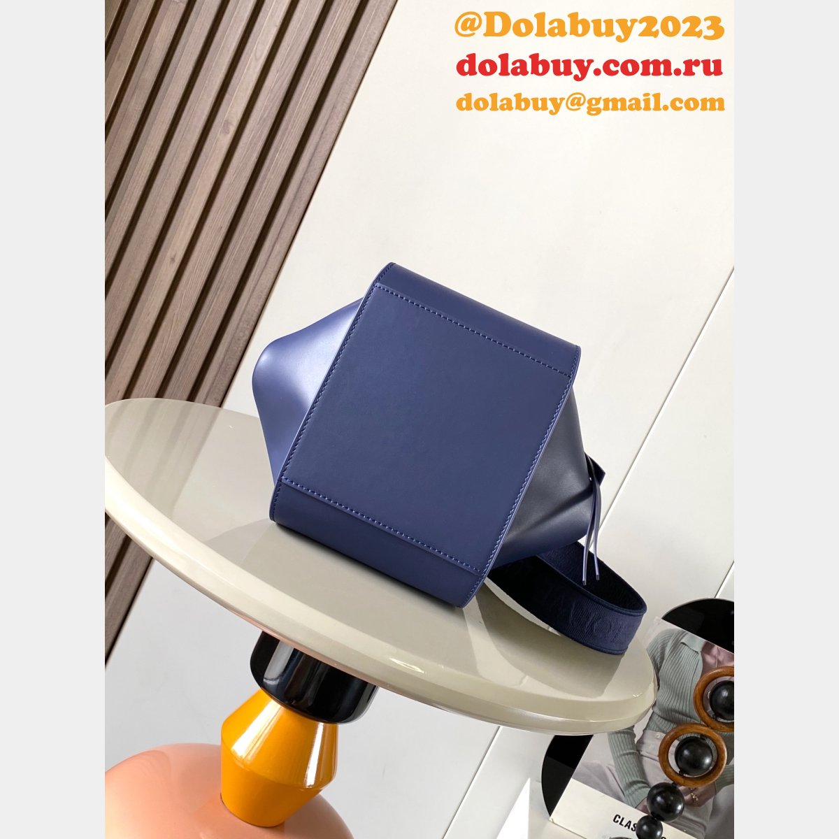 Compact Top Quality Loewe Hammock Bag In Satin Calfskin 20.8cm