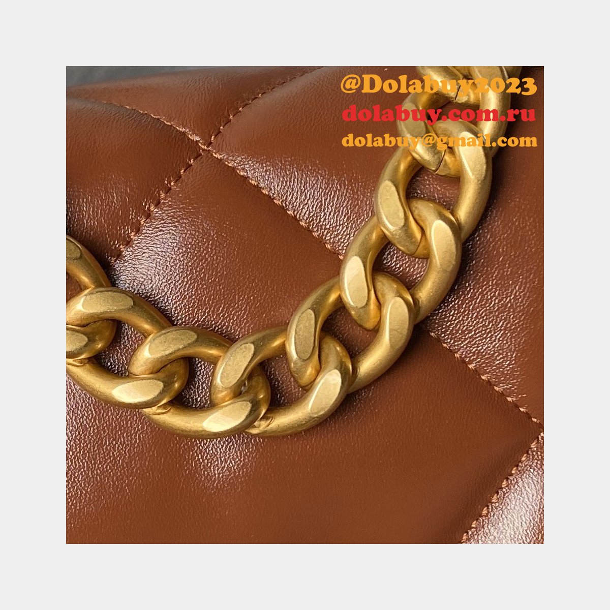 Where Can I Buy AS1161/AS1160 19 Shiny Flap Replica Bags