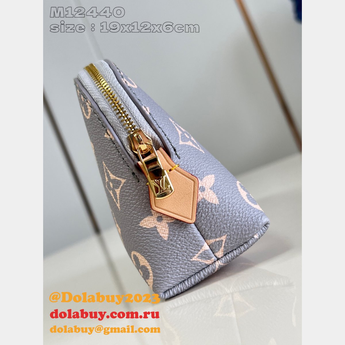 Sell Louis Vuitton Pochette Cosmétique M12440 Knockoff Bag Online