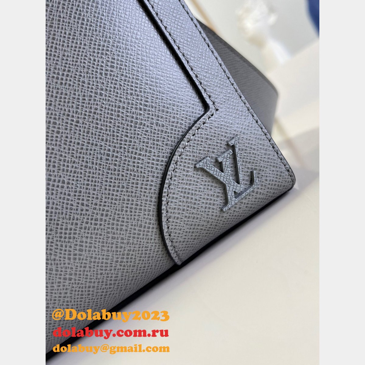 Louis Vuitton Copy Slim Briefcase Taiga Leather M30810 Men Bag