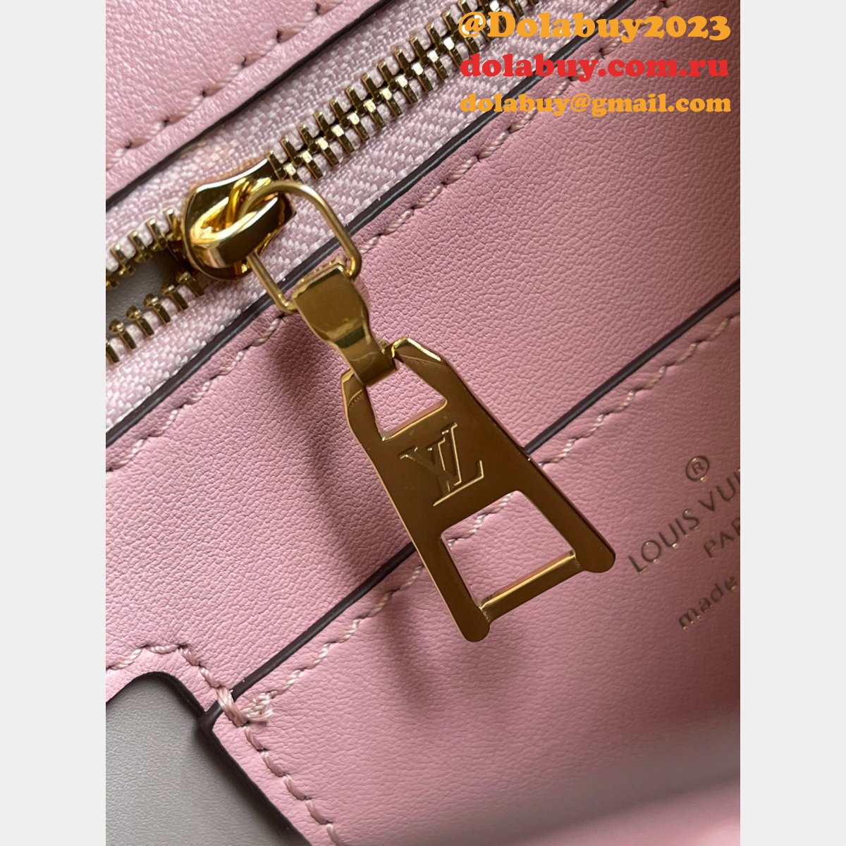 Louis Vuitton Replica Pont 9 Luxury M55948 Pink Leather