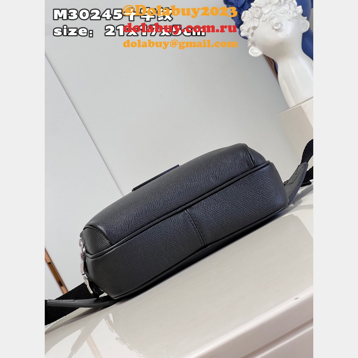 Luxury Louis Vuitton 1:1 Mirror Bumbag M30245 Knockoff Bag