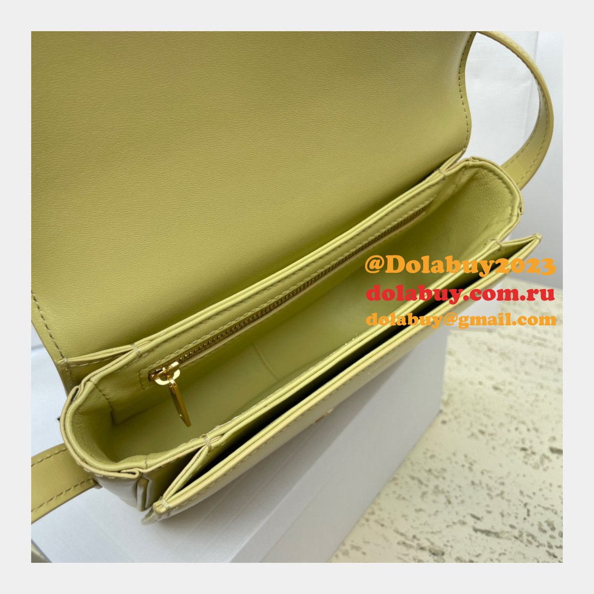 1:1 Replica Celine Triomphe Teen Luxury Handbag