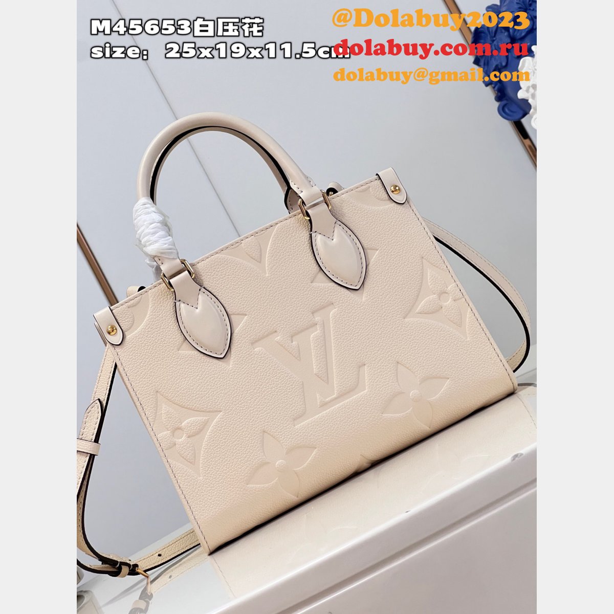 Louis Vuittons OnTheGo 7 Star Replicas Monogram Empreinte Bag