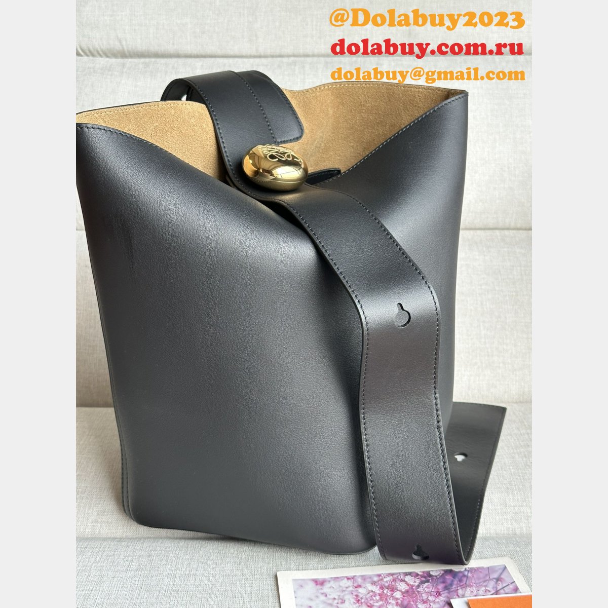 Replica Loewe Pebble Bucket handbag Top Quality 332s