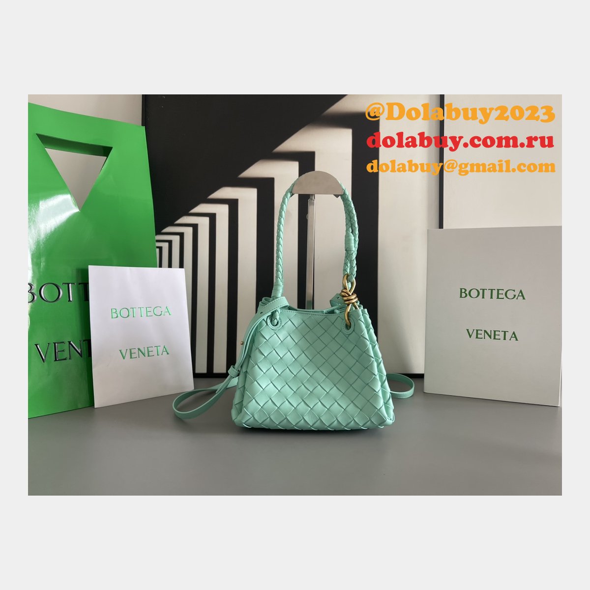 Top Quality BOTTEGA VENETA parachute Andiamo mini size 796569