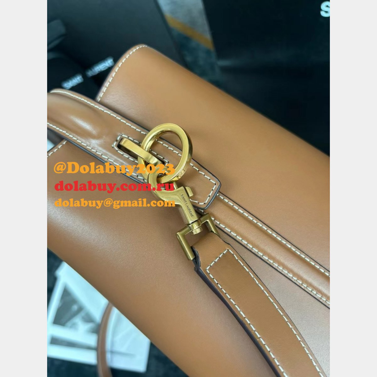 Le 37 In Shiny Leather Hobo Buckets 742828 Replica Saint Laurent Bag