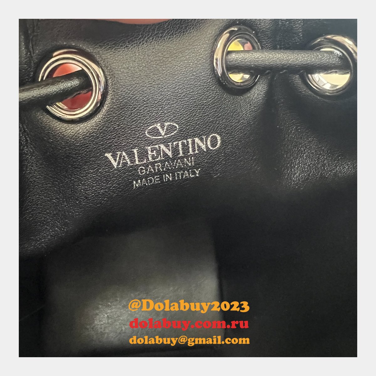 Designer VALENTINO GARAVANI V mini basket handbag