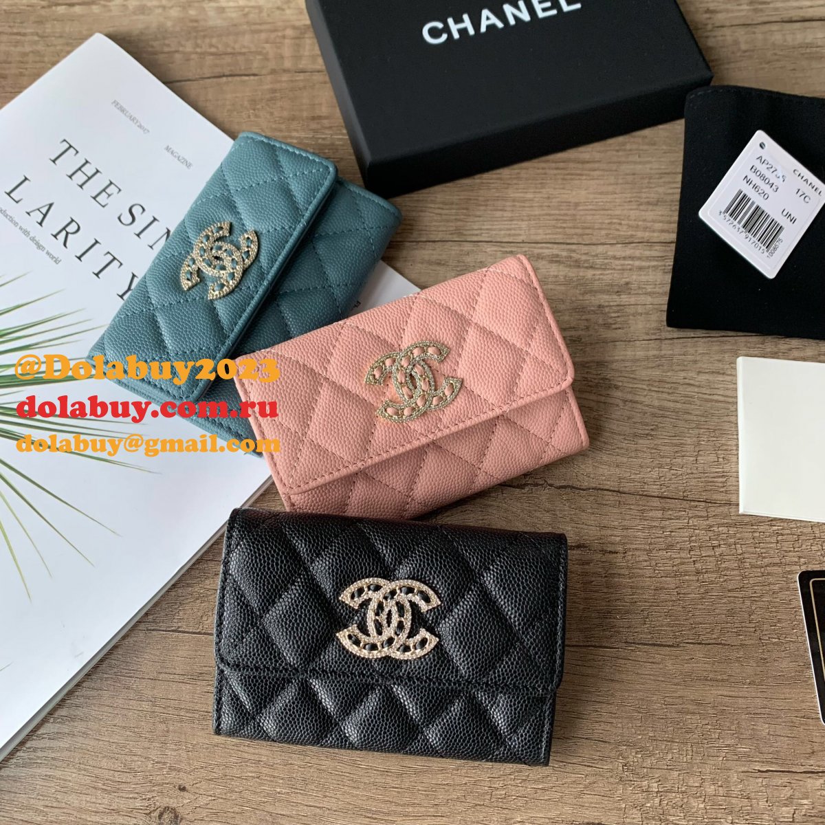 Copy AP2735 AAA Quality Replica Flap Card Holder