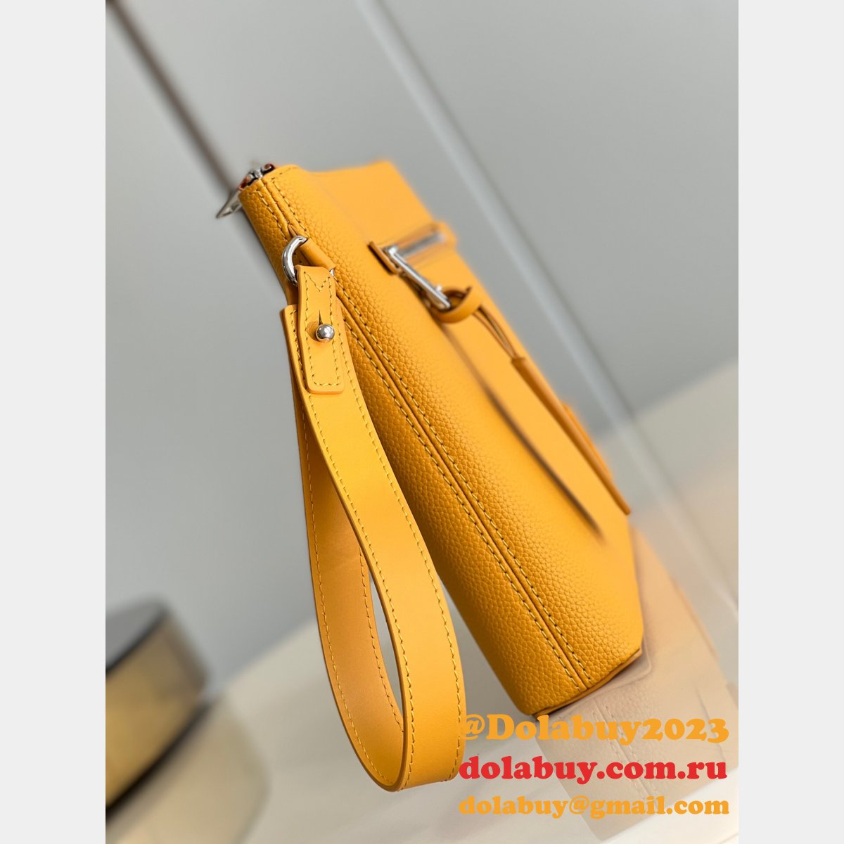 The Best Louis Vuitton Dolabuy M69837/M69835 Ipad Pouch LV AEROGRAM Wallets