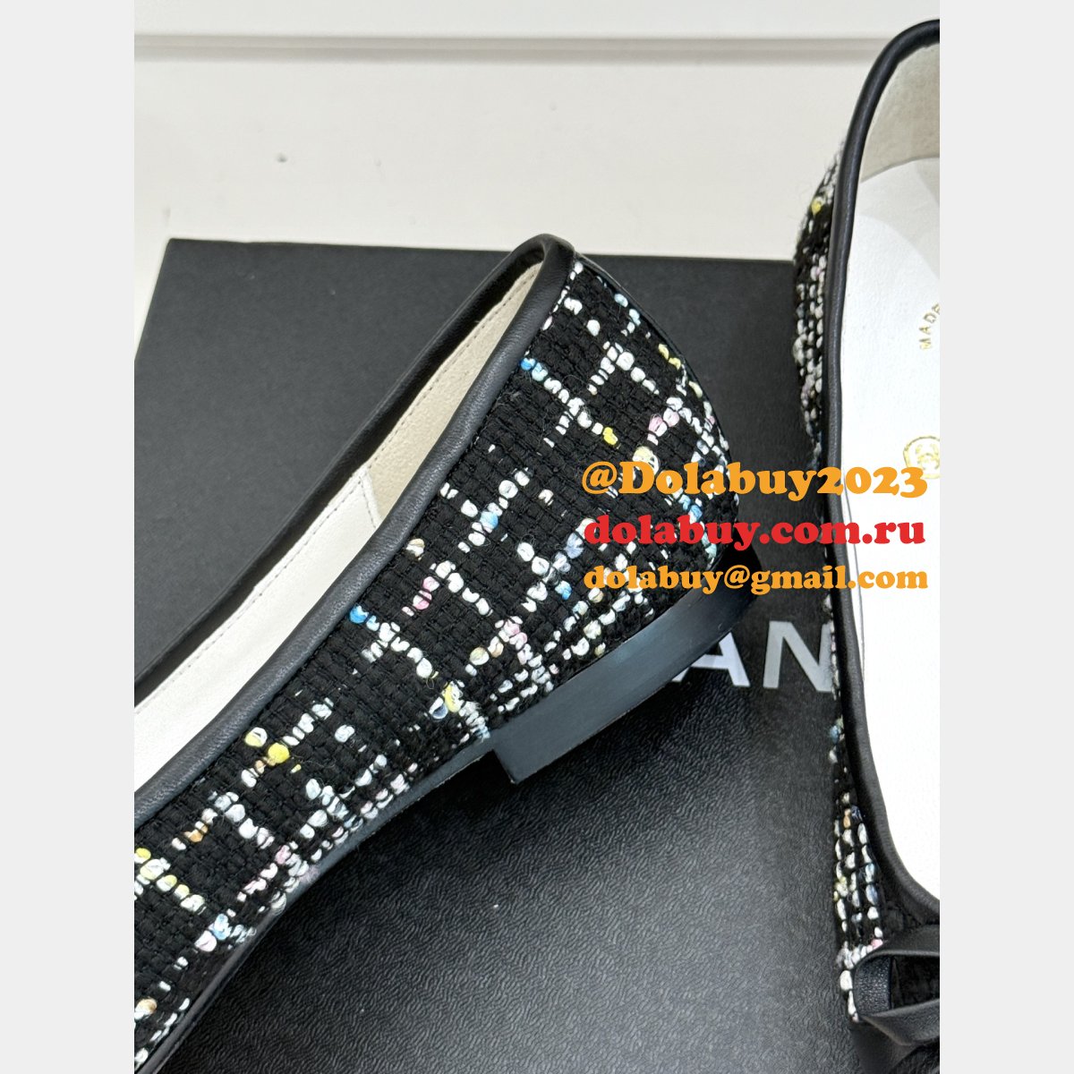 Wholesale CC Ballet Tweed Leather Flats