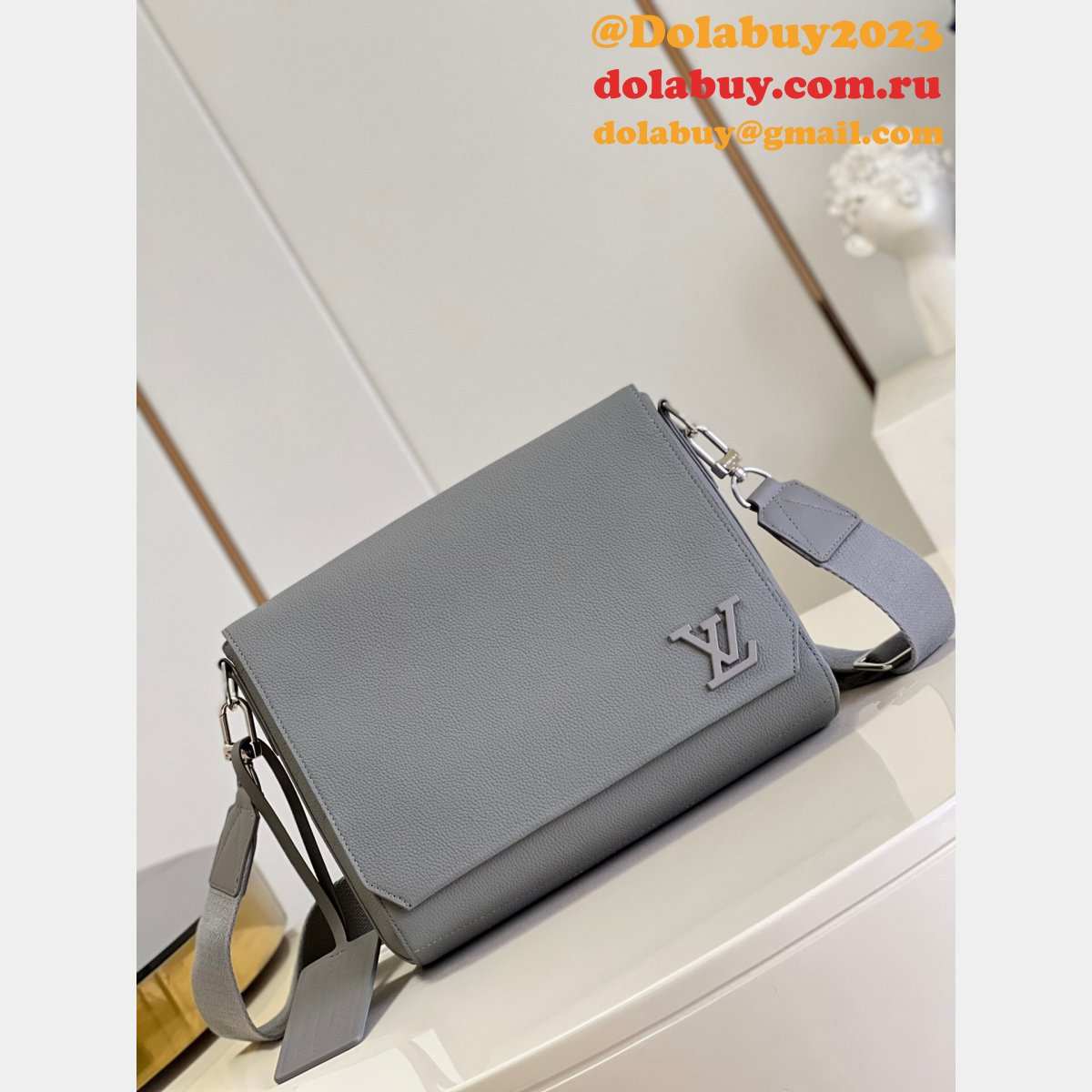 Louis Vuitton Fake Takeoff Messenger LV Aerogram Men M57080 Bag