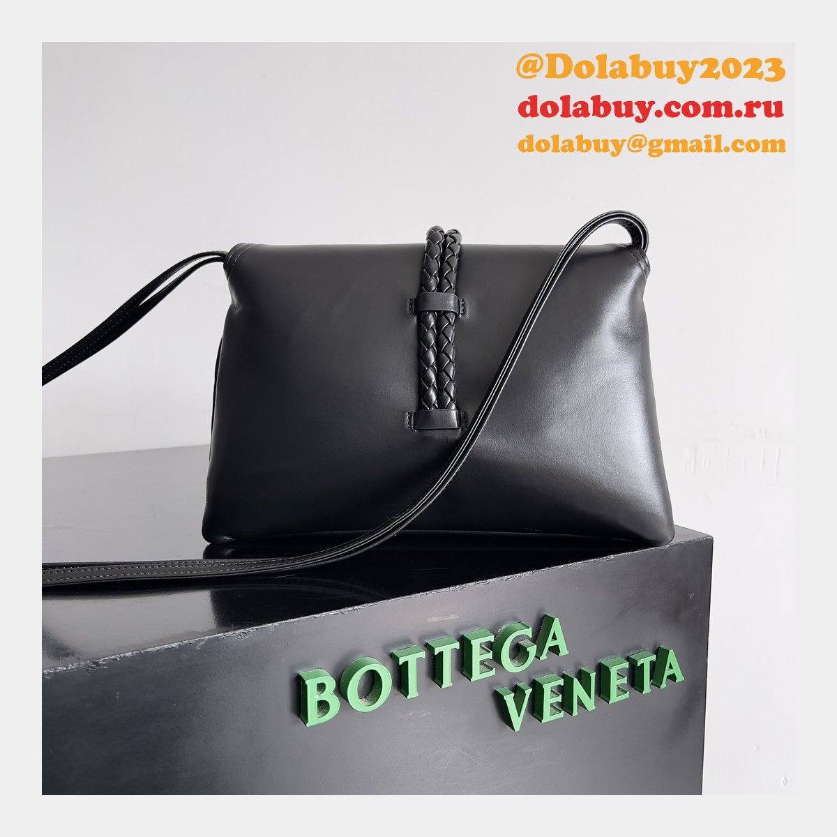 Top Quality Luxury BOTTEGA VENETA Small Liberta Bag