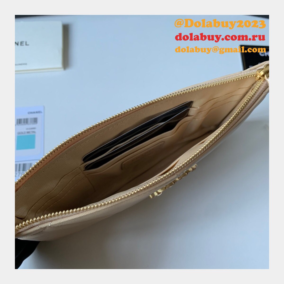 Hot Replica 19 Lambskin Small Pouch AP1059 Bag