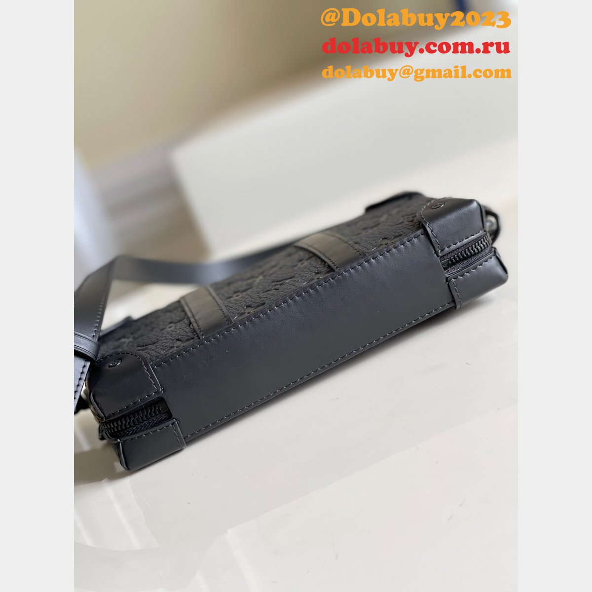 China Louis Vuitton Soft Trunk Wallet Taurillon Monogram M80224 Black