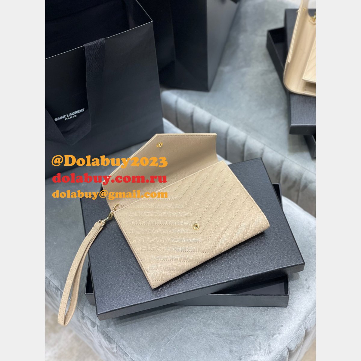 Buy Replica YSL Saint Laurent Monogram Clutch 617662 Quilted Grain