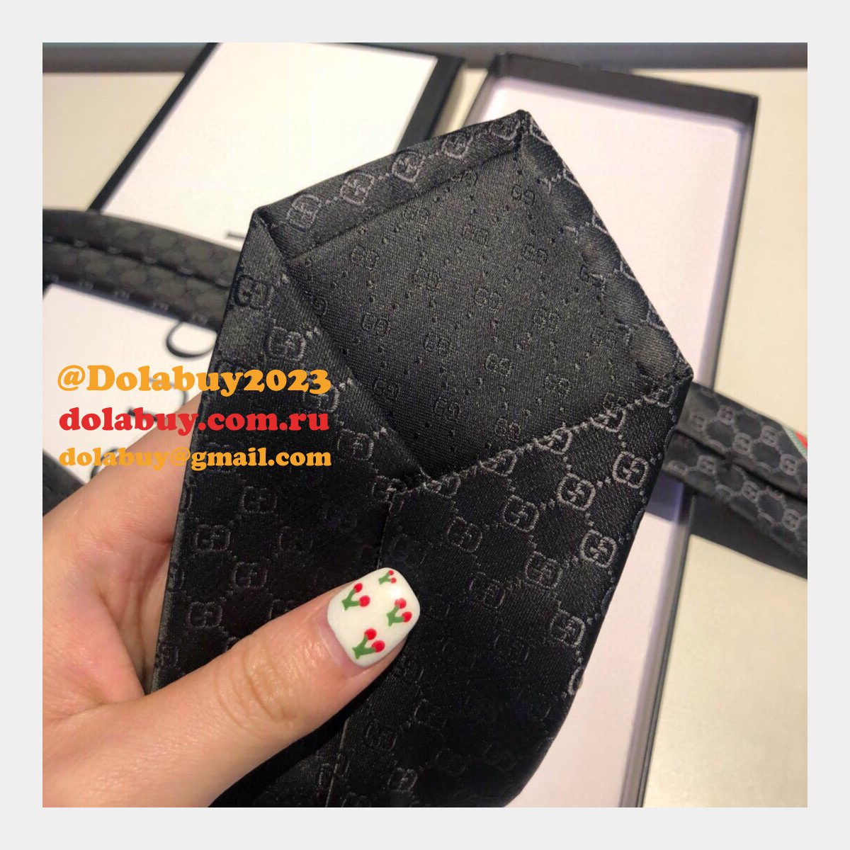 replica G*u*i ties for men round neck