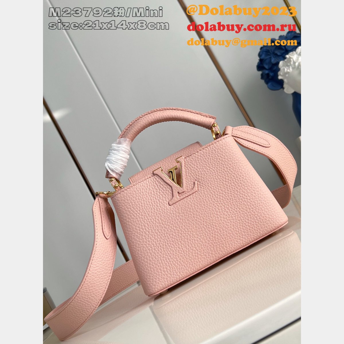 Replica Louis Vuitton Capucines BB Fashion Taurillon M23792 Bag