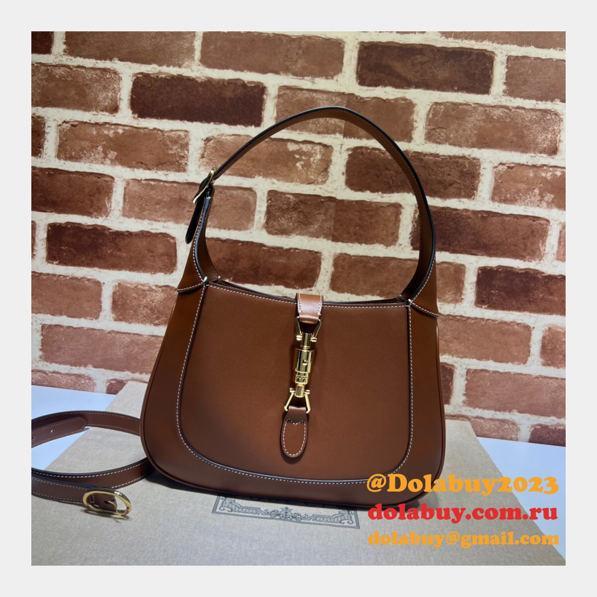 Are there fake designer Gucci 636709 Jackie 1961 Half Hobo Bag