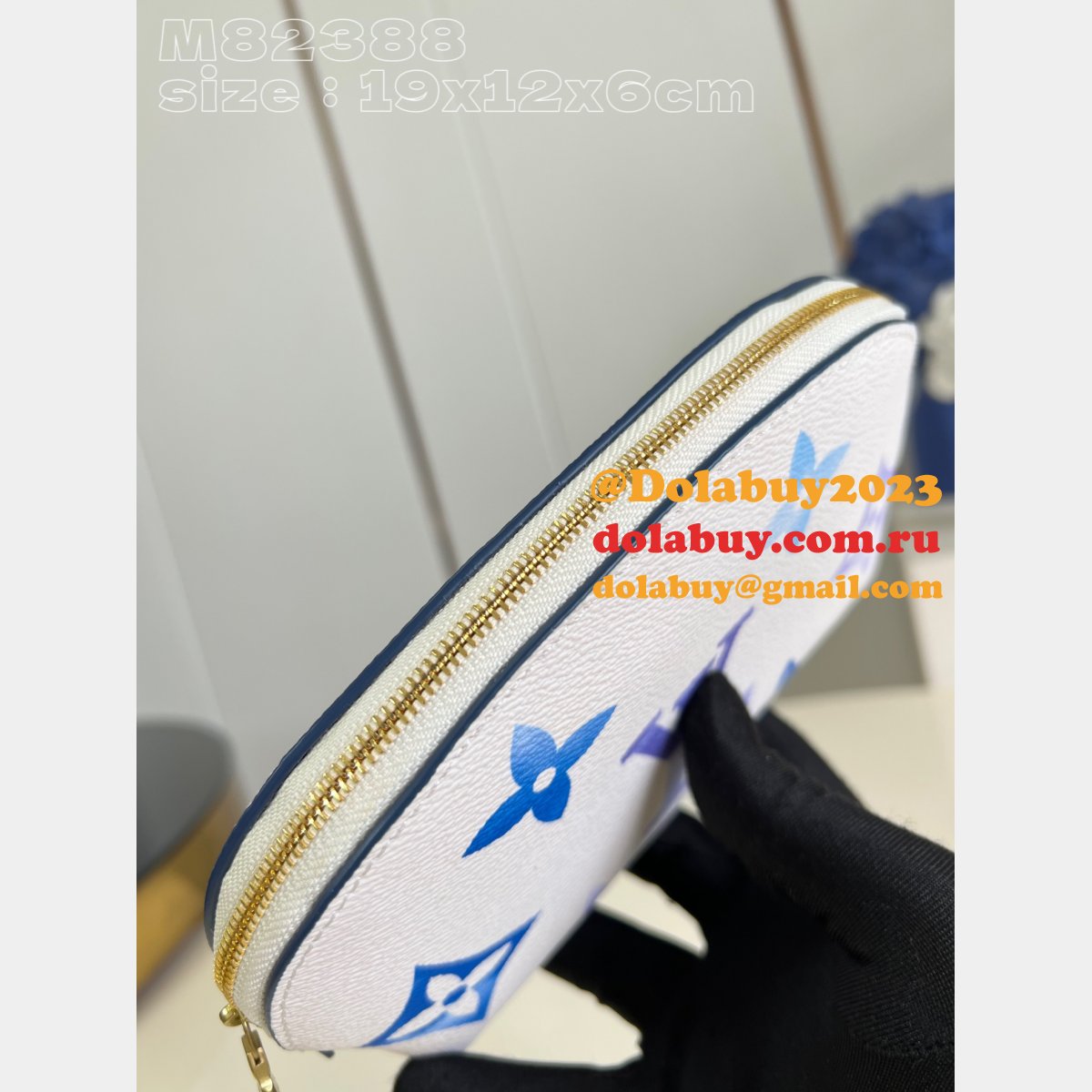 Designer Key Pouch Bicolor Louis Vuitton Wholesale Bag