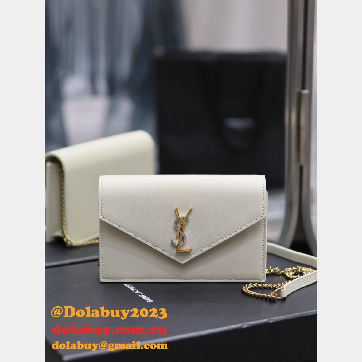 Replica YSL 19cm Fake Saint Laurent WOC Monogram Chain 393953 Bag