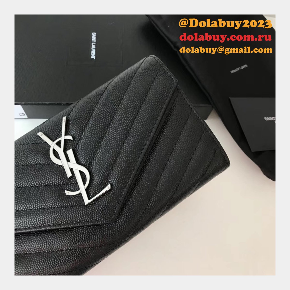 Saint Laurent YSL 403943 Monogram Compact Clutches