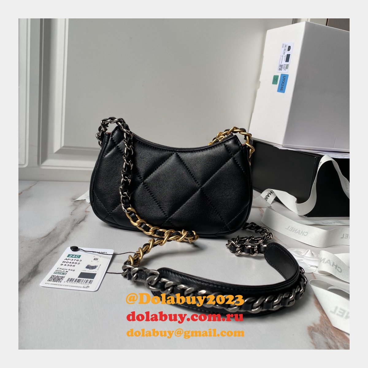 Perfect AAA Dolabuy 19 Cluths Chain AP3763 Replcias Bag