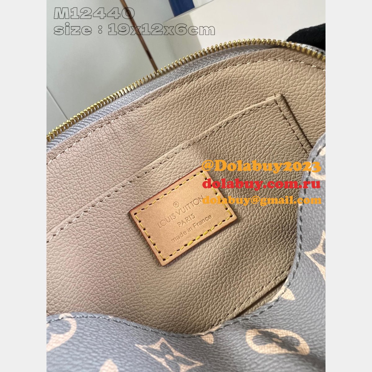 Sell Louis Vuitton Pochette Cosmétique M12440 Knockoff Bag Online