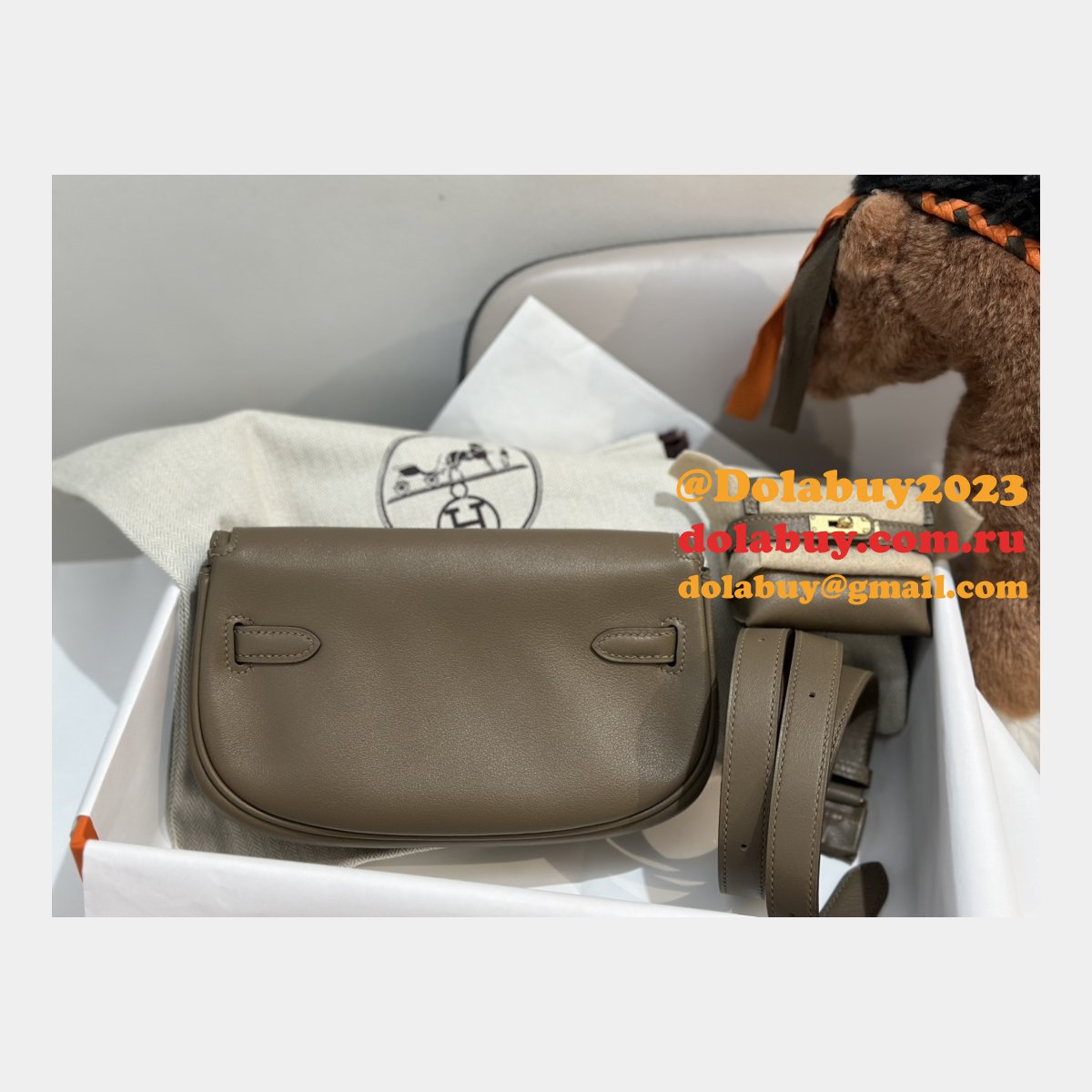 Designer hermes kelly moove 17cm swift leather Luxury bag