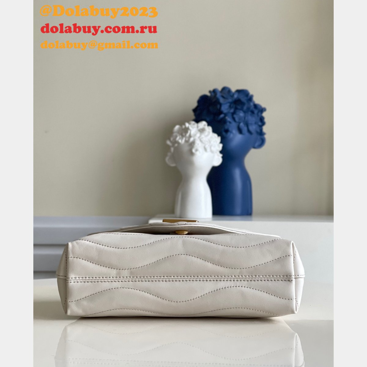 Wholesale Louis Vuitton LV New Wave Chain H24 M58552/M58553/M58550/M58664/M58549 Bag