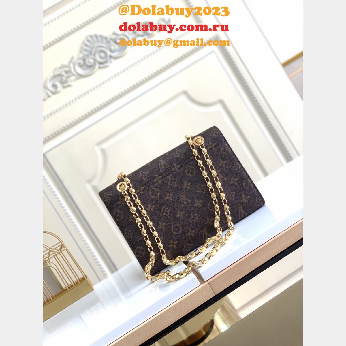 Louis Vuitton Replicas Monogram Canvas M41730 Leather Handbag Victoire