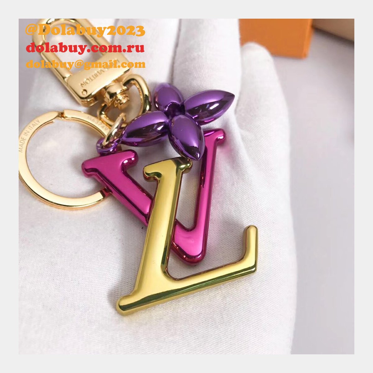 Louis Vuitton M63749 New Wave Bags Charm And Key Holder