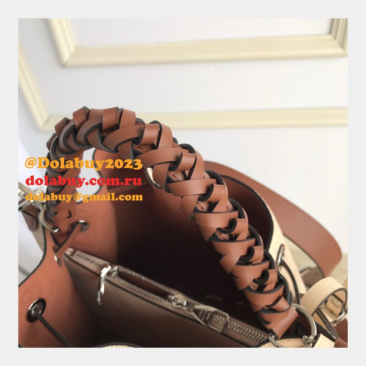 Best M55801 Louis Vuitton Muria Mahina Leather Galet Bag