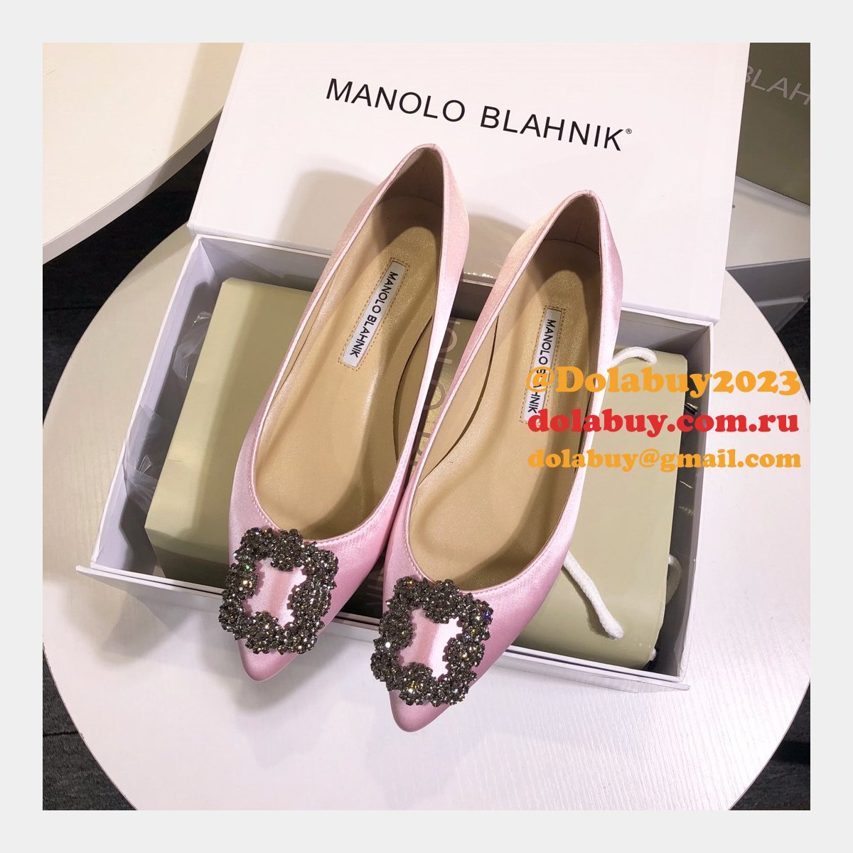 Cheap Manolo Blahnik Flat Shoes