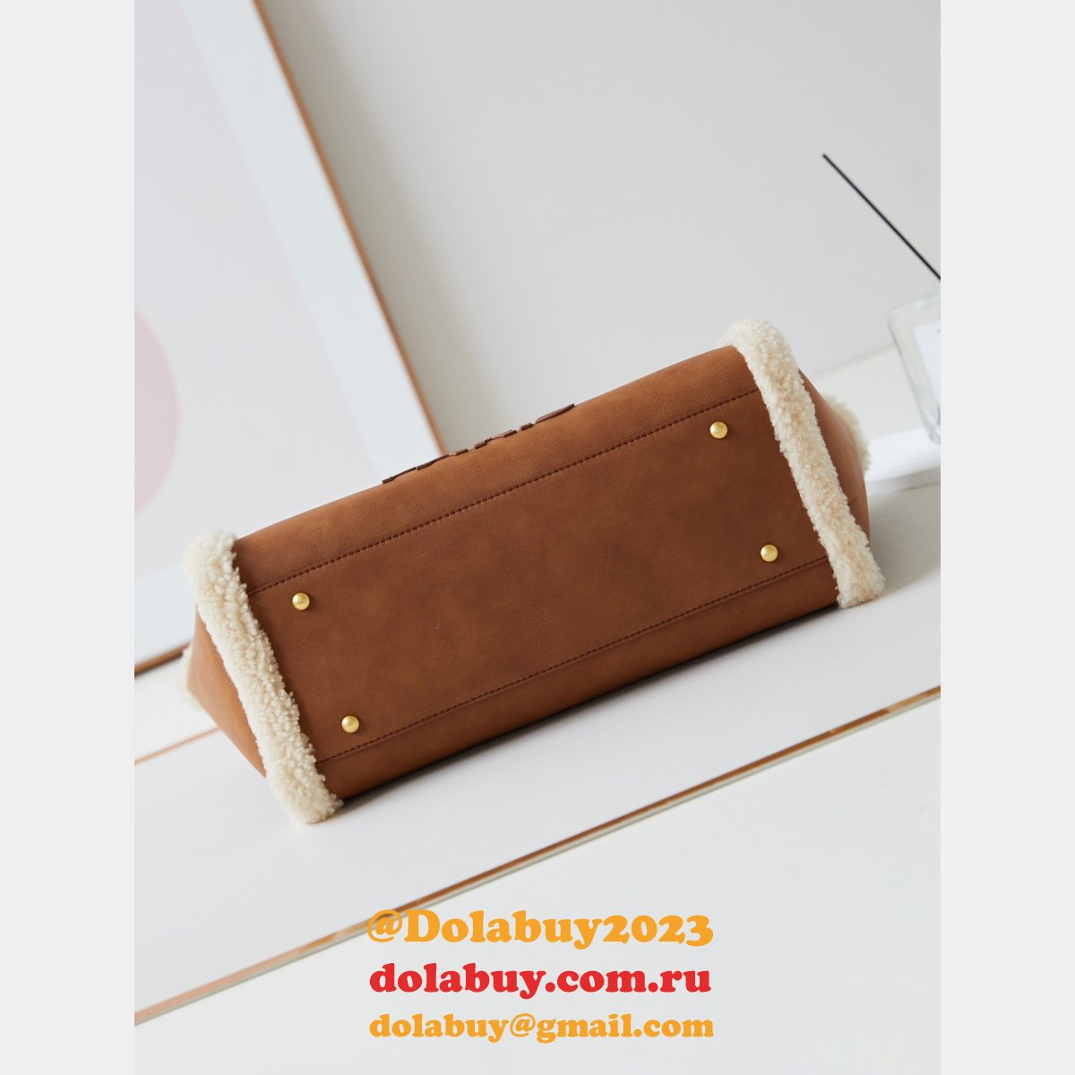 Designer High Quality AS3257 Replicas Shopping Bag