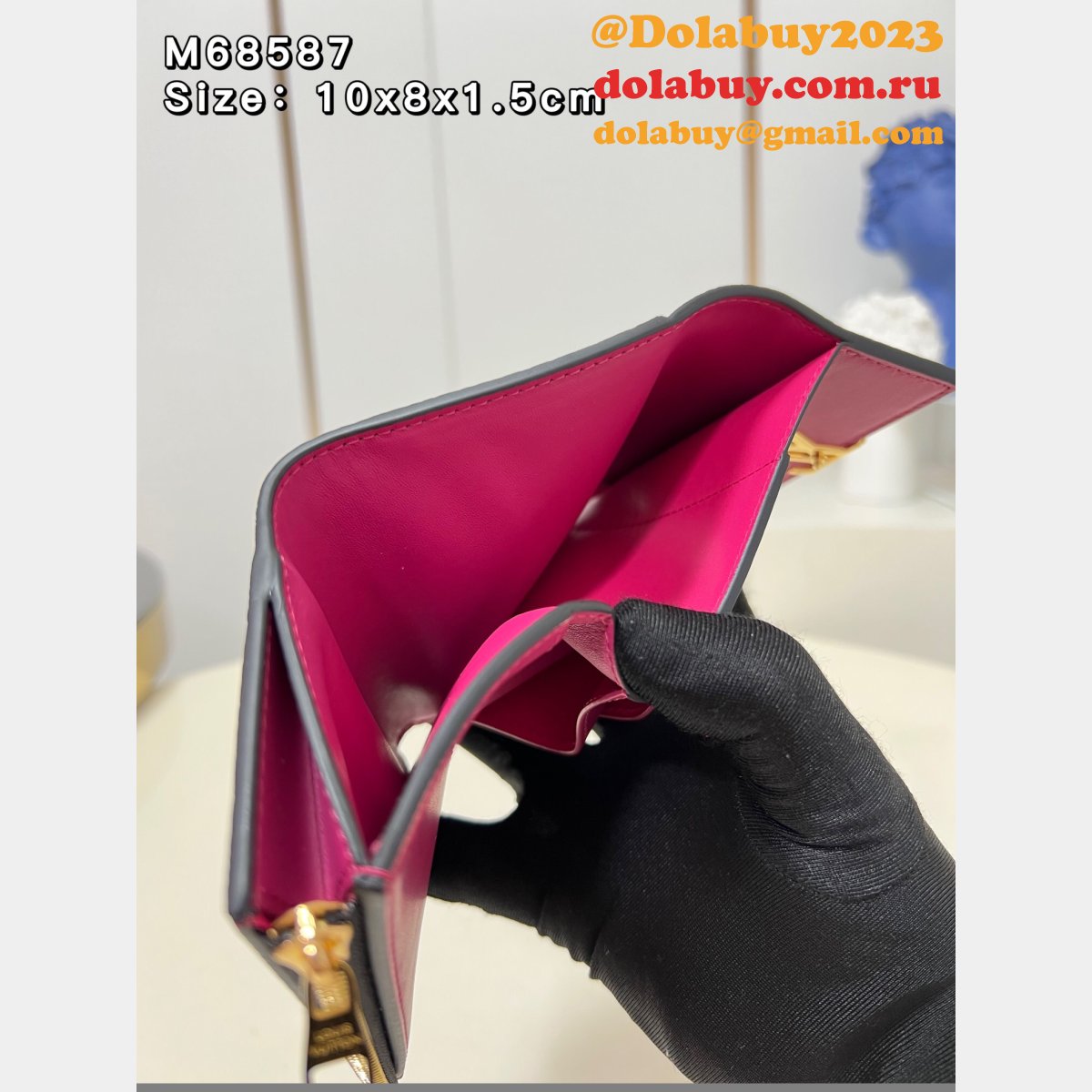 Replicas Louis Vuitton 7 Star Capucines M68587 Wallet