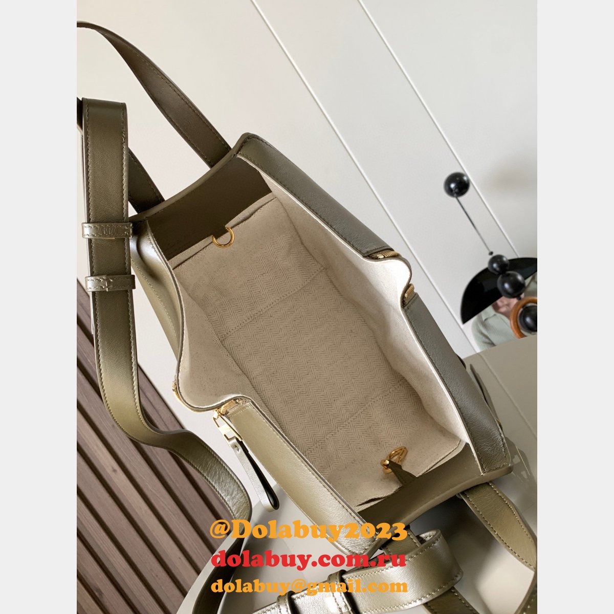 Compact Loewe Hammock Bag In Classic Calfskin Replica Best 20.8cm