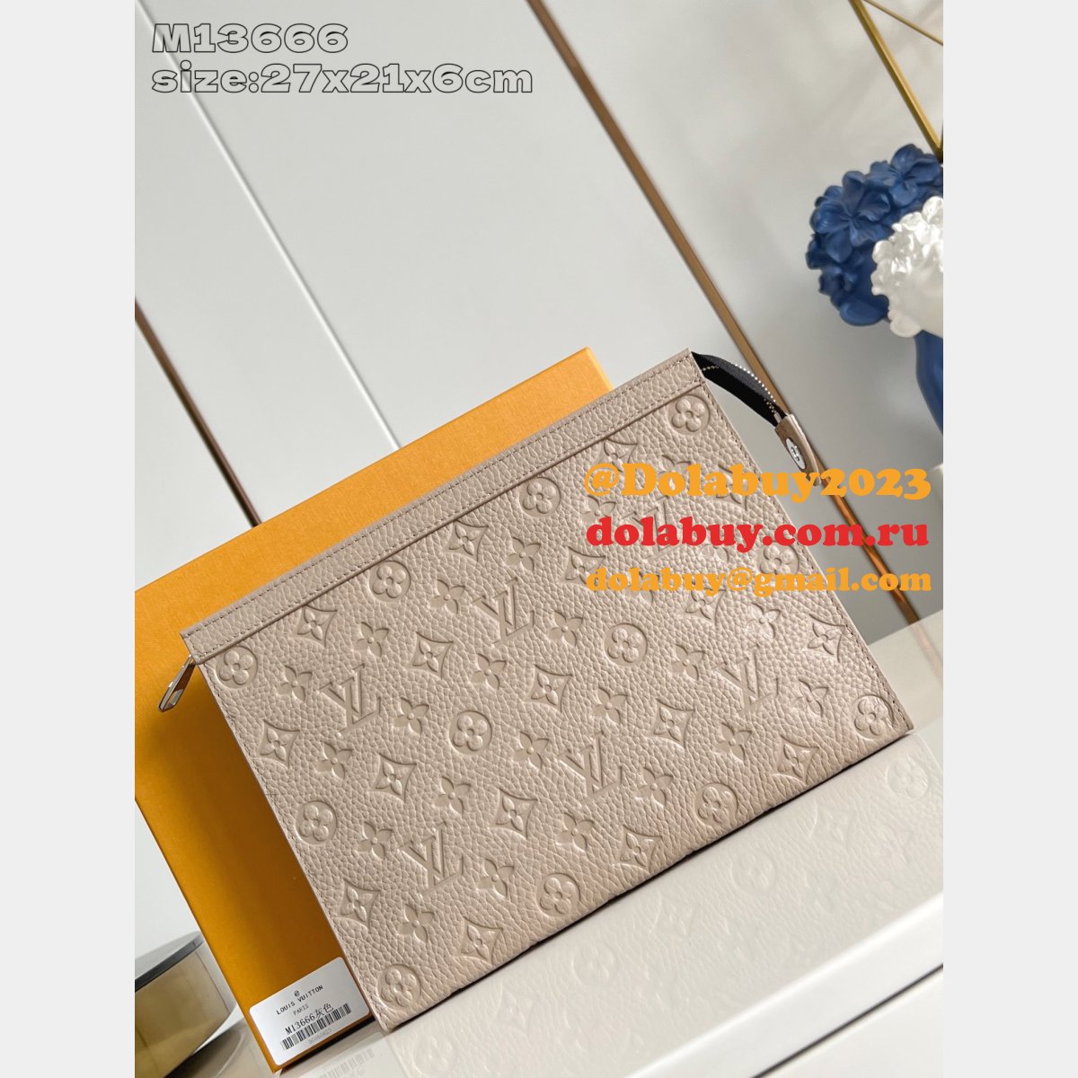 Louis Vuitton Pochette Voyage M13666 Duplicate Taïga Bag