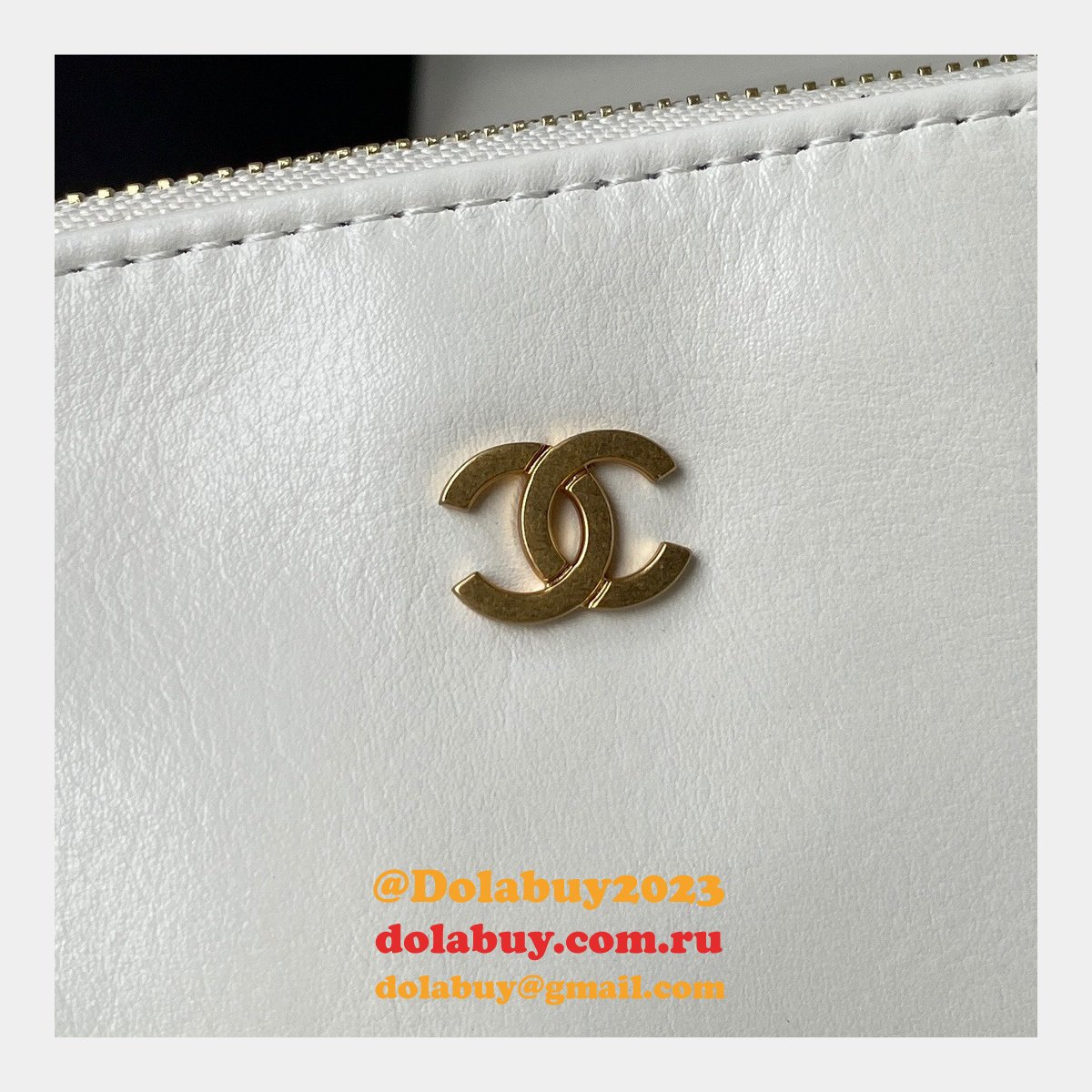 Dolabuy AS3261 Handbags is the pioneer manufacturer of the highest quality 39CM handbags