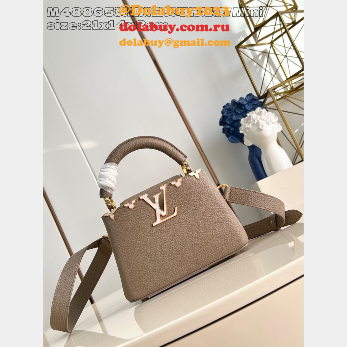 Louis Vuitton 7 Star Knockoff The Capucines Designer M48865 Bag