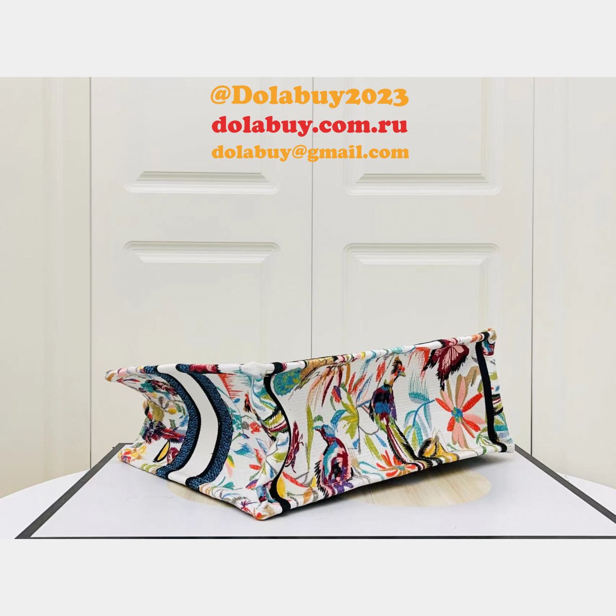 Designer CHRISTIAN DIOR CD BOOK TOTE 26.5/36/41.5CM BAGS