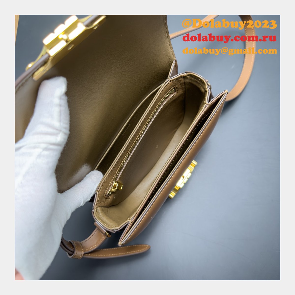 Designer Replica TEEN BESACE TRIOMPHE bag