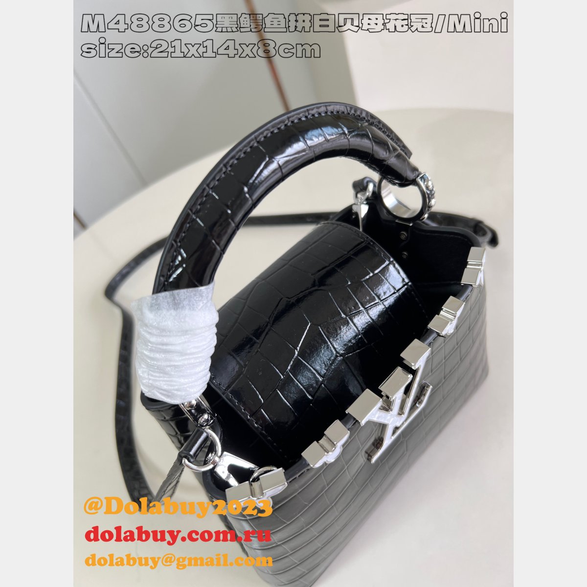 Louis Vuitton The Knockoff Capucines Designer M48865 Black Crocodile Bag