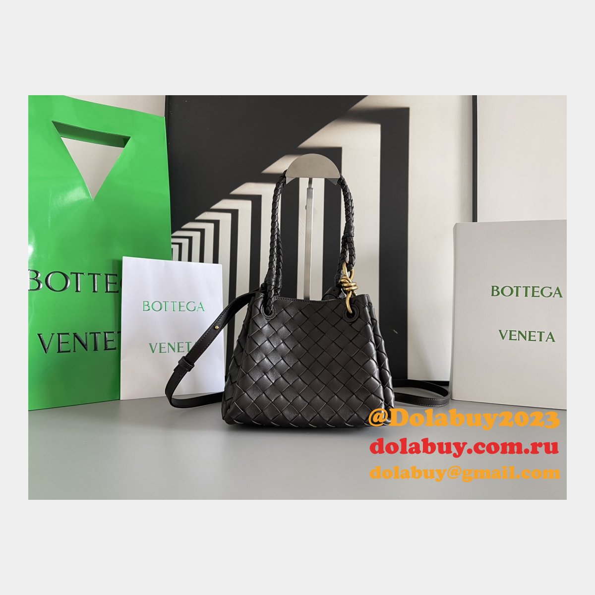 Top Quality BOTTEGA VENETA parachute Andiamo mini size 796569