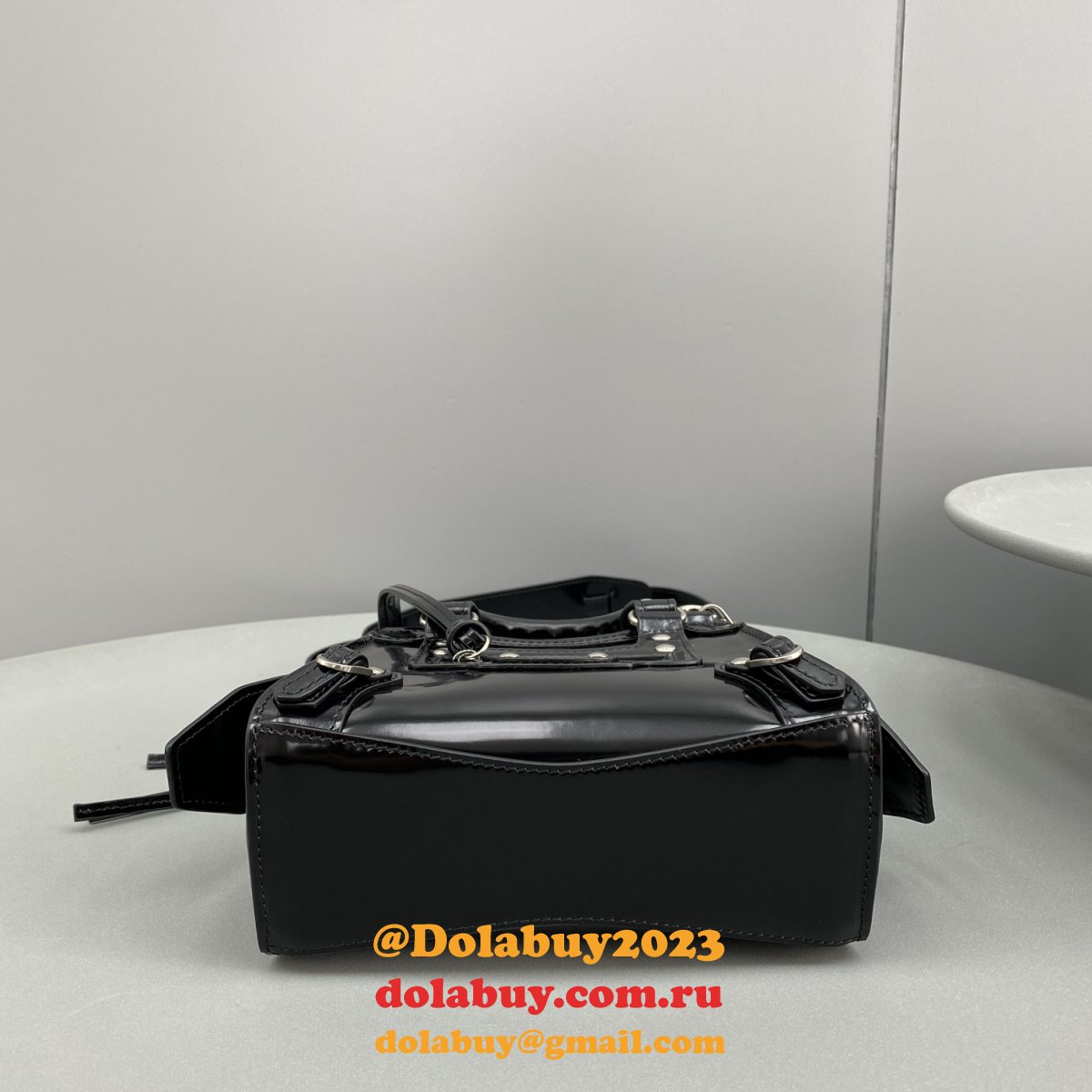 Designer balenciaga cuag Patent leather black