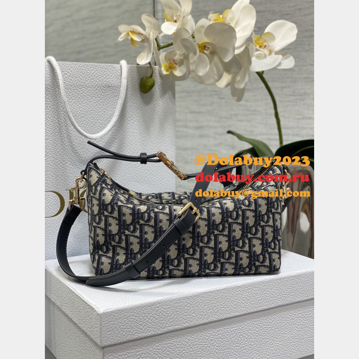 Dior Oblique Jacquard Replica 3103 Diortravel Nomad Pouch Blue