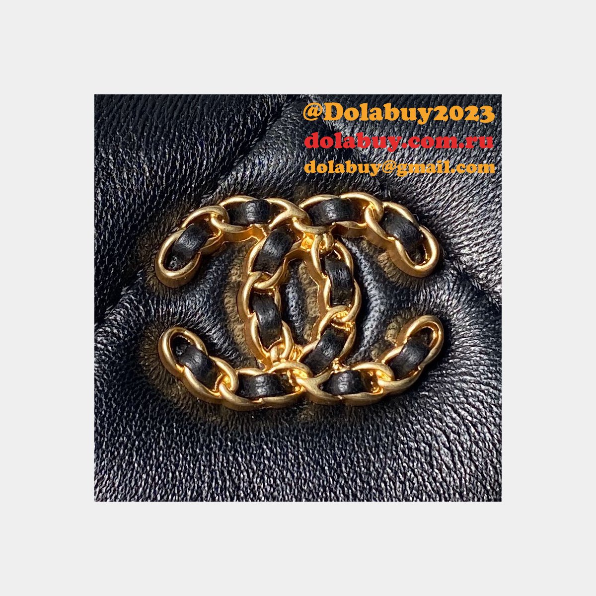 Perfect AAA Dolabuy 19 Cluths Chain AP3763 Replcias Bag