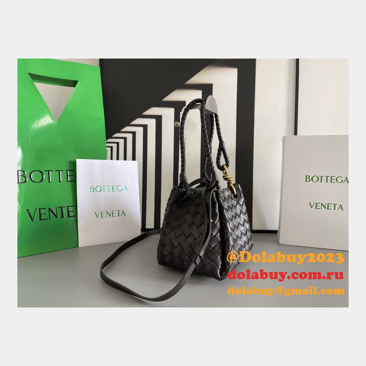 Top Quality BOTTEGA VENETA parachute Andiamo mini size 796569