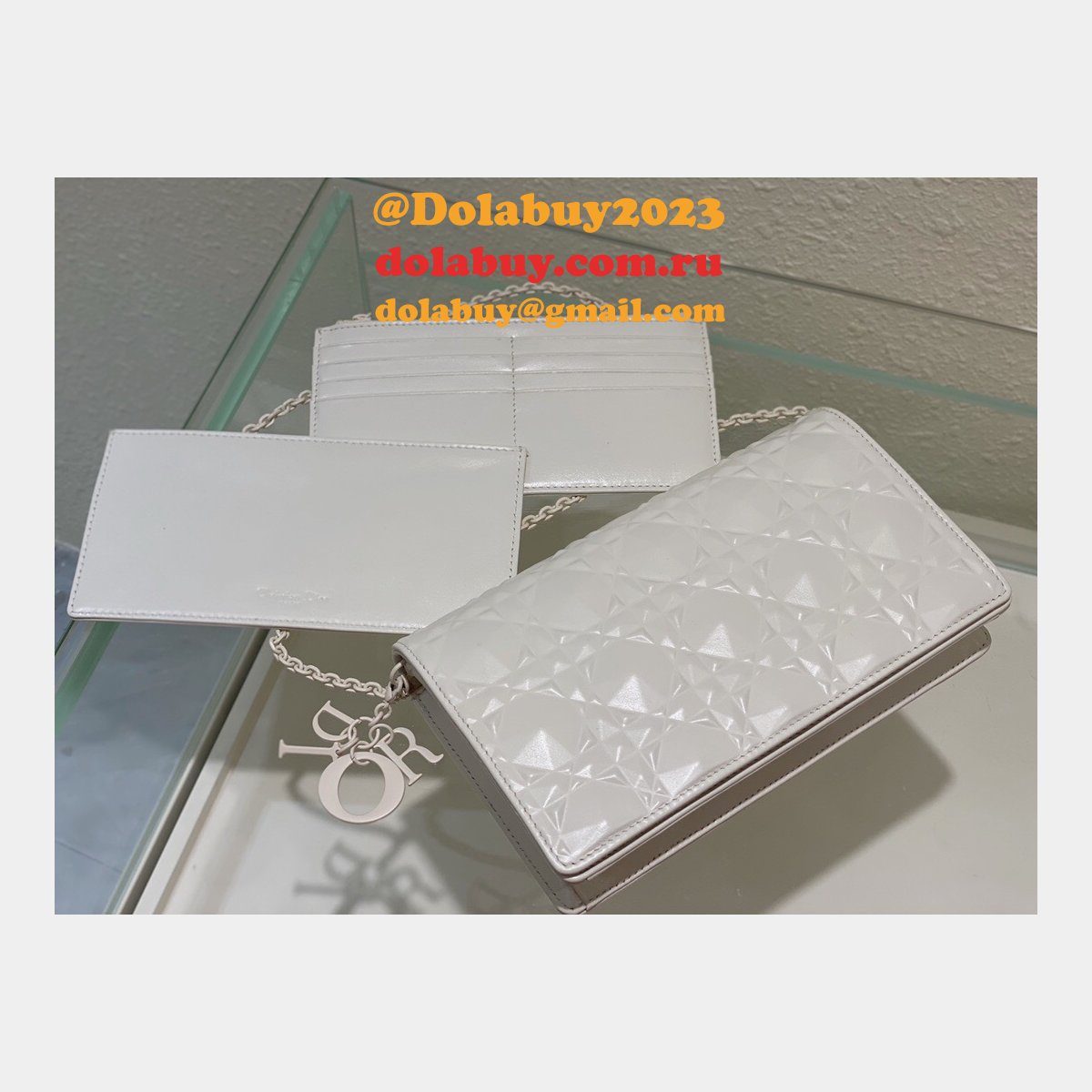 Top Fashion Designer Replica WOC 22cm Handbags Sell Online